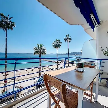La Caravelle 2 Pieces Front Antibes